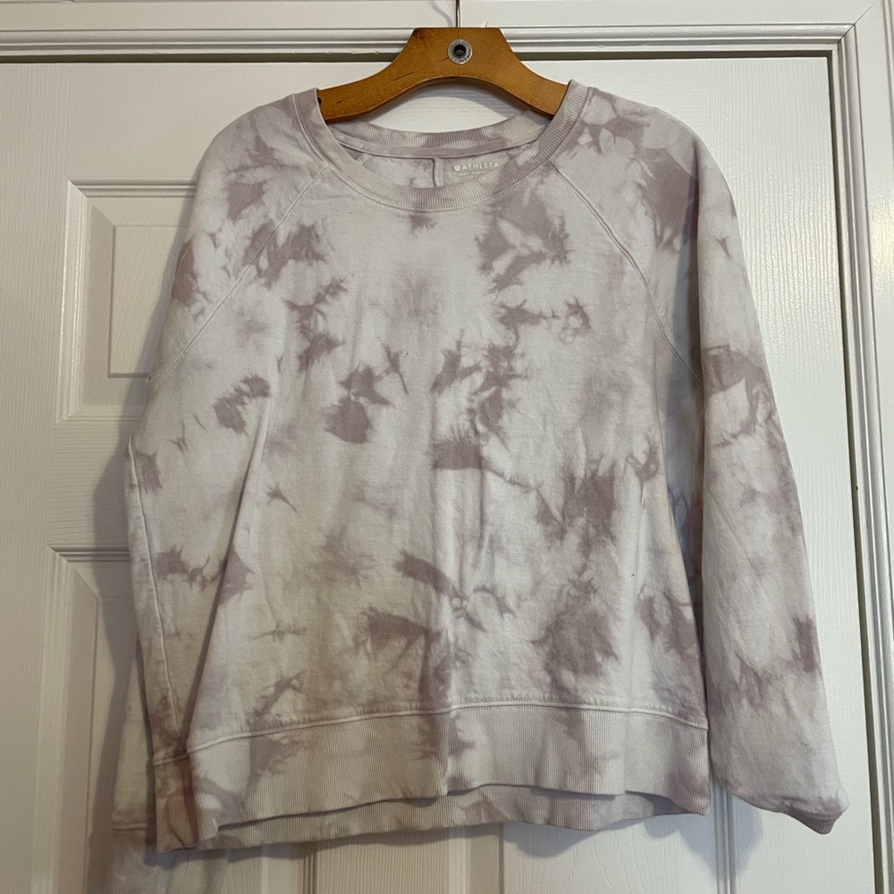 Cute Athleta sweatshirt